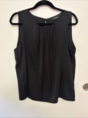 Apt. 9 Black Sleeveless Pleat-Front Camisole